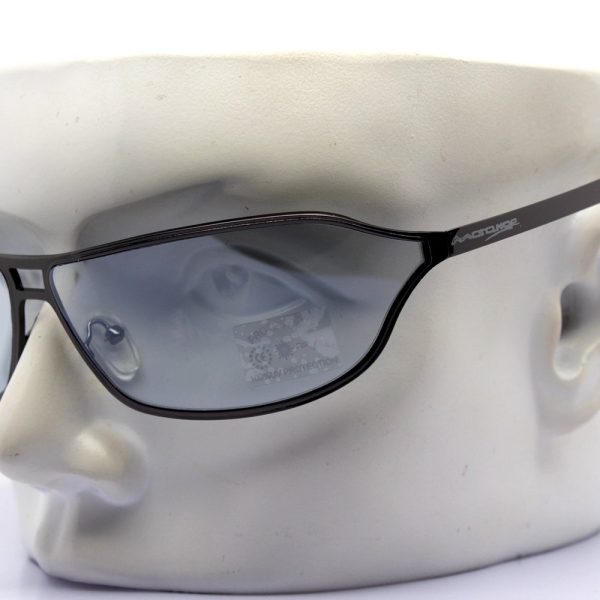 VINTAGE SUNGLASSES man woman original 2000s Italian Y2K style close-fitting wraparound gunmetal frame gradient light lens sports style
