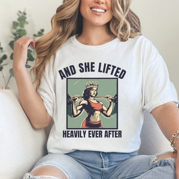 Women’s Pump Cover Gym Shirt, Muscle Mommy T-Shirt, Funny Workout Shirt, Oversized Weightlifting Shirt, Gym Girl Tee, Gift for Gym Lover,