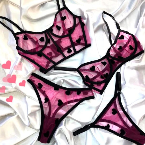 Valentine’s Day lingerie – Romantic lingerie – Lingerie with hearts – Valentine’s Day present